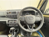 運転しやすいインパネ周りです。見やすいレイアウトで運転をサポートします☆☆