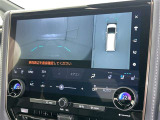 【フロントカメラ】運転席に座った状態で死角になりやすいクルマの前の様子まで確認でき安全ですね♪