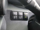 各スイッチ類が使いやすい位置にレイアウトされています。便利な機能をご利用ください。