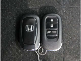 スマートキーはご家族で持ったり、予備としてもあると嬉しい2つになります!