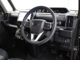 運転席廻りです。