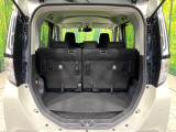 普段のお買い物や通勤、送迎等に十分な荷室スペースを確保しております。セカンドシートを倒すと、大きな荷物の積載も可能です♪