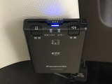 ☆最近増えてきましたスマートインターチェンジは、このETC車載器が無ければ通過することができません。もはや無くてはならない必須アイテムですね。☆