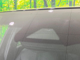 【トヨタセーフティセンス】走行中に前方の車両等を認識し、衝突しそうな時は警報とブレーキで衝突回避と被害軽減をアシスト。より安全にドライブをお楽しみいただけます。