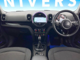 ミニクロスオーバー クーパー D オール4 4WD 