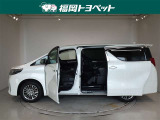 両側パワースライドドア付きだから、狭い駐車スペースなどでの 乗り降りラクラク!小さなお子さまのいるご家庭には嬉しい装備。