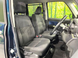 運転席シート廻りは使用感も少なく、良好な状態となっています。丁寧に使われていたことがよくわかりますね。