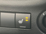 ●フロントシートヒーティング:運転席・助手席共にシートヒーターを装備しております。季節を問わず快適にご使用いただけます。