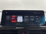 【BMW iDrive】BMW最先端のナビゲーションシステムです。ナビだけではなく、オーディオ操作や車両情報の表示などをコントロール、安全性の向上にも繋がる管制システム!