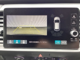 バックカメラも装備しております。車庫入れの苦手なお客様、もうご心配いりません。バックカメラがあれば、ぶつける心配無し?!重宝します!!