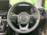【純正革巻きステアリング】上質な革を使用することで、手にしっかり馴染みとても運転しやすいハンドルです♪
