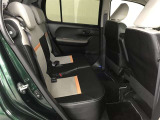 ゆとりある広々とした車内空間は、ドライブを始め買い物やレジャーなど、幅広く活躍します。一人でもみんなとでもお出かけを楽しみましょう!