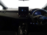【メーター廻り】シンプルで飽きないデザイン、運転中も視界の邪魔にならない構造になっているので運転に支障もありません♪