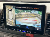 【パノラミックビューモニター】専用のカメラにより、上から見下ろしたような視点で360度クルマの周囲を確認することができます☆死角部分も確認しやすく、狭い場所での切り返しや駐車もスムーズに行えます。