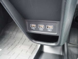 接続や充電もできるUSBジャックも完備されております!