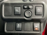 運転席スイッチ部 安全装備もばっちりで安心です。
