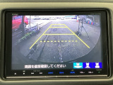 バックモニター付きで、車庫入れやバック時の後方確認をサポート。