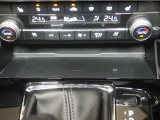 非接触型充電器付き☆