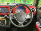 【純正革巻きステアリング】上質な革を使用することで、手にしっかり馴染みとても運転しやすいハンドルです♪