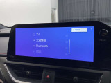 ブルートゥースに接続することにより、スマホに入ったお気に入りの音楽を車内で楽しむことができます♪あると本当に便利な機能になっています!