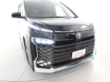 【LEDヘッドランプ】・・・消費電力の少ないLEDヘッドランプ。点灯してすぐに最大光量を発揮するのでトンネルなど周囲が急に暗くなった場合でも安心。