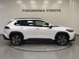 【まるごとクリーニング】シートを取り外し、車内を徹底洗浄。隅々まで丁寧に仕上げています。