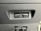 ETC車載器付きです♪高速道路をスイスイと通過!で、キャシュレス!クルマは料金所をノンストップで通過することができます☆