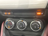 【シートヒーター】寒い日に重宝するシートヒーター!エアコンより早く温まってくれるので寒がりの人も安心ですね♪エアコンの温風は乾燥するから苦手、という方にもをおすすめです。