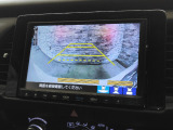 リアカメラがついているので、駐車や後進の際にとても便利です♪
