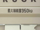 お客様から下取仕入れをする際には、1台づつ査定を行ってお車の状態をチェックしております。自社でメンテナンスの履歴がしっかりしている車両もたくさん入荷しています。
