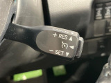 【クルーズコントロール】高速道路もラクラク走行。アクセルを離しても一定速度で走行ができ、長距離運転時の負担を軽減!加速・減速も簡単なスイッチ操作で調整できます。