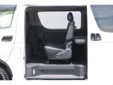 【H30年式/1ナンバー/ガソリン4WD】買取直販★BIG-Xナビ★ベッドキット他**全国ご納車OK**