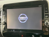 【大画面ナビ】人気の大型9インチナビを装備。存在感のある大画面はインパクト大!ナビ利用時のマップ表示は見やすく、テレビやDVDは臨場感がアップ!いつものドライブがグッと楽しくなります♪