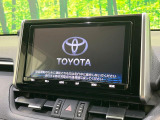 【純正9型ナビ】人気の純正ナビを装備。オーディオ機能も充実しており、Bluetooth接続すればお持ちのスマホやMP3プレイヤーの音楽を再生可能!毎日の運転がさらに楽しくなります!!
