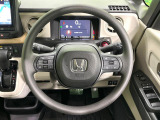 【ステアリングスイッチ】運転中、前方から目線をそらすことなく、オーディオ等の操作が可能な便利機能!安心&快適なドライブを演出してくれます♪