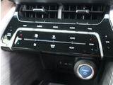 『1台』のお車に対して、こだわって仕入れを行っております。オプション装備装着車となります!