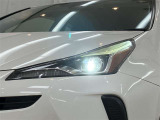 LEDヘッドライトです。デザイン性がよくとても明るいので、夜間の走行や悪天候でも安心です。しかも長寿命!