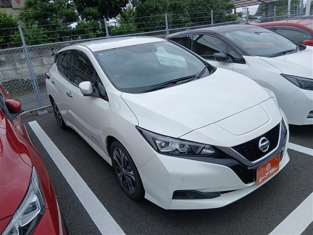 リーフ X 10万台記念車 禁煙車 純正ナビ フルセグTV