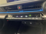 オートエアコンは温度を設定するだけで、自動で風量などを設定してくれます。運転しながら操作も必要ないので、安全性も向上します。
