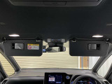 運転席・助手席にはバニティミラー付き♪身だしなみチェックできますよ(^^♪