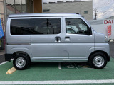 右からです