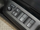電動格納式ドアミラー・パワーウインドウを装備しています。