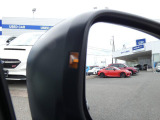 リヤビーグルディテクションが装備されています後方からの接近車を警告灯にてお知らせ致します