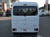 清潔感と高級感を兼ね備えたホワイトの車体色です。掲載情報以外にも気になる点がございましたら、お気軽にお問い合わせください!