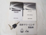 車の取扱説明書・整備手帳完備しています。