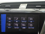 Apple CarPlayやAndroid Autoなどを経由して、ナビや音楽、メッセージアプリを車内で快適に利用できます