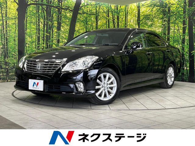 トヨタ クラウン 3.0 ロイヤルサルーン i-Four 4WD の中古車詳細