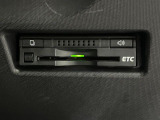 【ETC】高速道路の料金所をストレスなく通過!話題のスポットやサービスエリアに多い「スマートIC」利用時は必須のアイテムです。当店でセットアップを実施、ご納車当日からすぐにご利用いただけます!