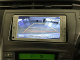 バックガイドモニターで、後方を確認しながら安心して駐車することができます。運転初心者も熟練者も必須の機能ですよ!