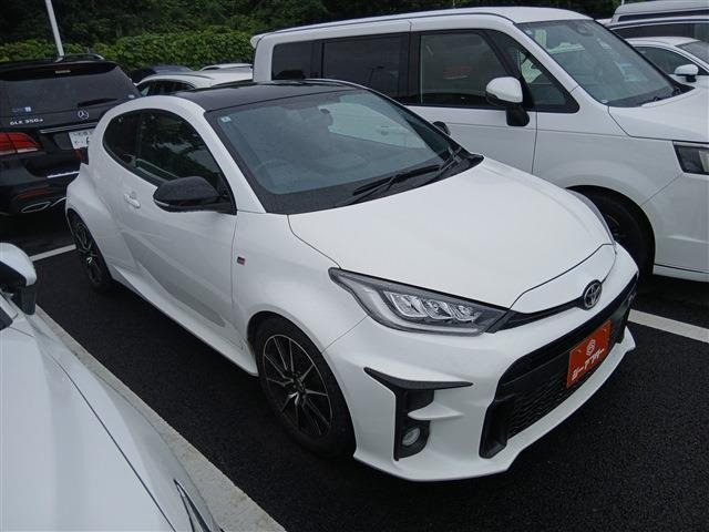 GRヤリス 1.6 RC 4WD 禁煙車 6速トランスミッション 純正ナビ